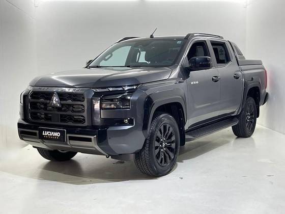 MITSUBISHI TRITON 2.4 BITURBO DIESEL CD KATANA 4X4 AUTOMÁTICO